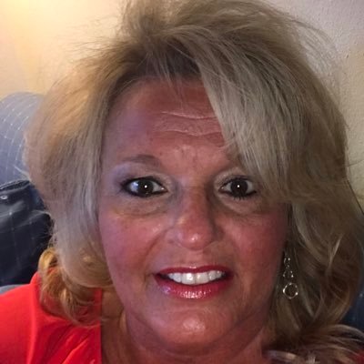 Profile Picture of Audrey Ollinger (@OllingerAudrey) on Twitter