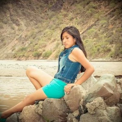 Profile Picture of Nayeli Robles (@nayelirobles10) on Twitter