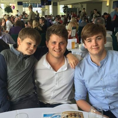 Profile Picture of Richard James Hobday (@@rjhobday) on Twitter