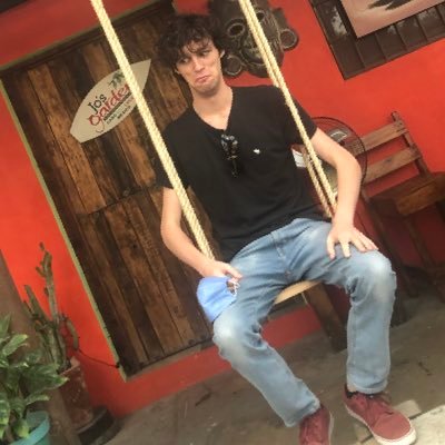 Profile Picture of Joe Hinkle (@joehink95) on Twitter