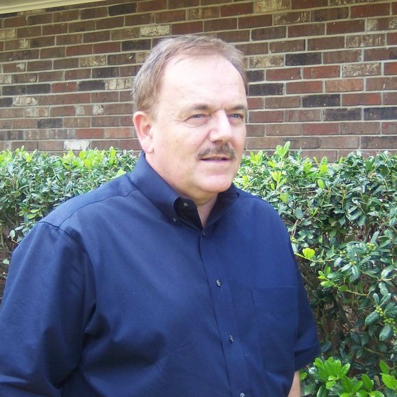 Profile Picture of Ben Showalter (@showben2) on Poshmark