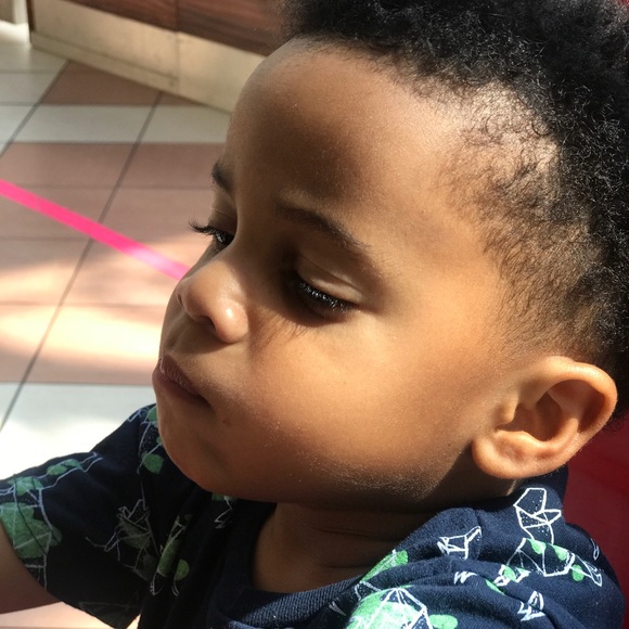 Profile Picture of Carlton Butts (@carlbutts) on Poshmark