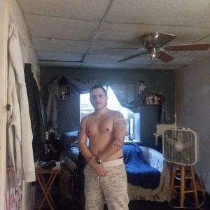 Profile Picture of Ronnielittle (@thelittles410) on Myspace