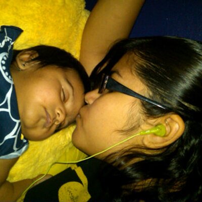 Profile Picture of Michelle Chavez (@mcr_shelly) on Twitter