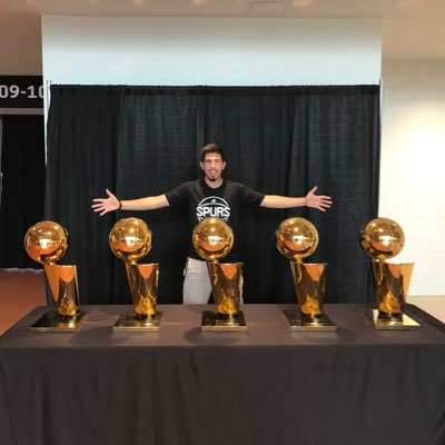 Profile Picture of Alejandro Ramirez (@A_King_Ram) on Twitter