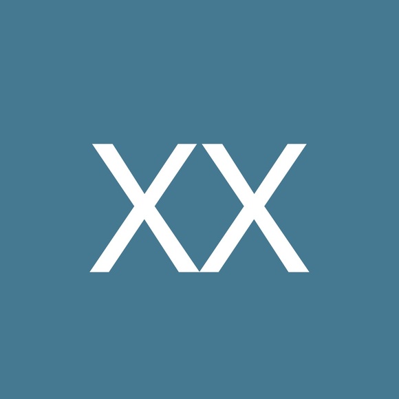 Profile Picture of Xin Xin (@xin724) on Poshmark