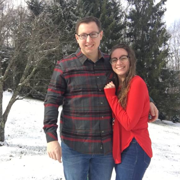 Profile Picture of Jillian Osborne (@jillian_osborne) on Poshmark