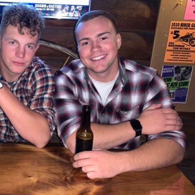 Profile Picture of Brent (@BeckmanBrett) on Twitter