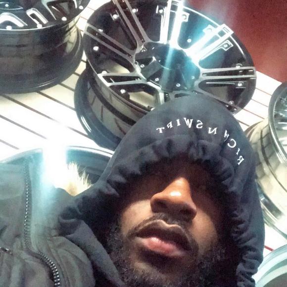 Profile Picture of Jordan Pericles (@joperi) on Poshmark