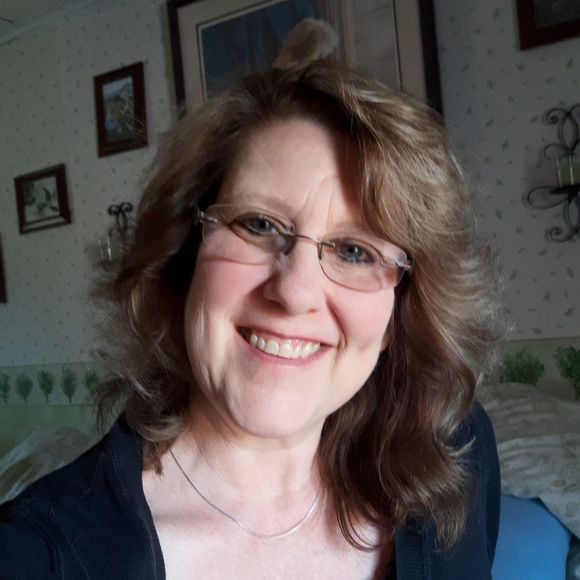 Profile Picture of Kimberly Chase (@kimba67) on Poshmark