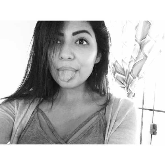 Profile Picture of Anissa Jimenez (@aaaanissa) on Poshmark