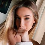Profile Picture of 𝑴𝑨𝑹𝒀𝑳𝑶𝑼 𝑩𝑨𝑳𝑳𝑶𝑰 (@marysteric) on Instagram
