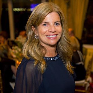 Profile Picture of Elisa Simon Larson (@elisa.s.larson) on Facebook