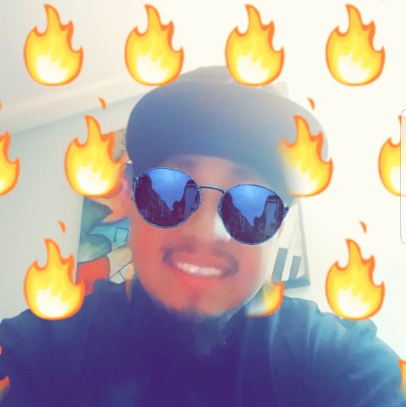 Profile Picture of Andrew Corleone (@andrewcorleone) on Poshmark