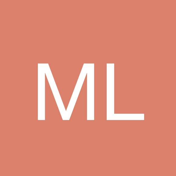 Profile Picture of Makeira Lancelin (@trippyy0003) on Poshmark