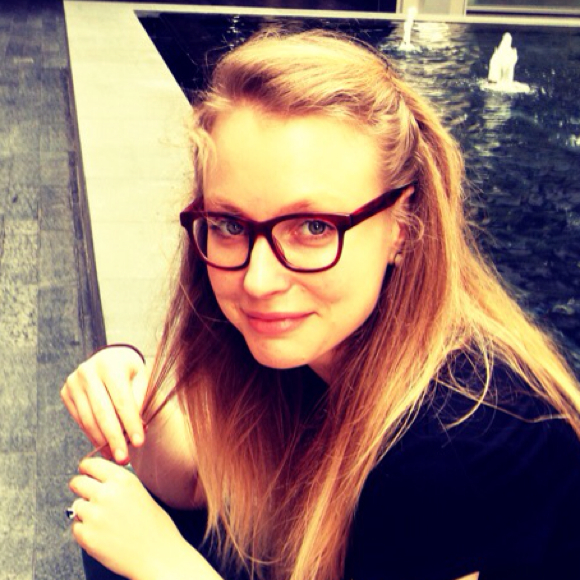 Profile Picture of Kate Black (@kmblack) on Poshmark