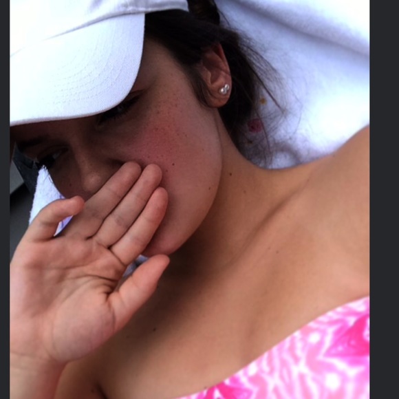 Profile Picture of Michaella Commisso (@pickles7) on Poshmark