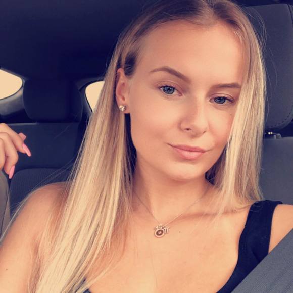 Profile Picture of Patricia Wyrzykowski (@patw501) on Poshmark