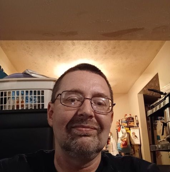 Profile Picture of Chris Scurlock (@cscurlock420) on Poshmark