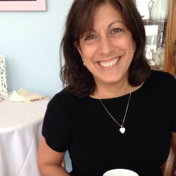 Profile Picture of Cheryl Cicerchia (@rcicerchia) on Poshmark