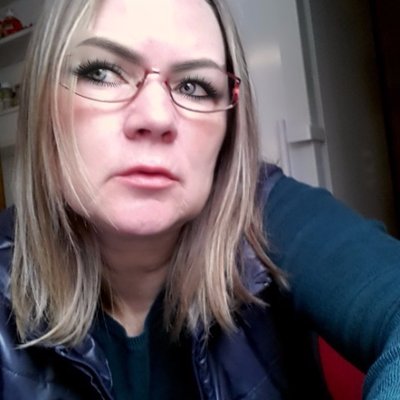 Profile Picture of Anne Schumann (@FrauKrake) on Twitter