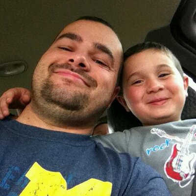 Profile Picture of Dustin Sober (@creamybeaver2) on Twitter