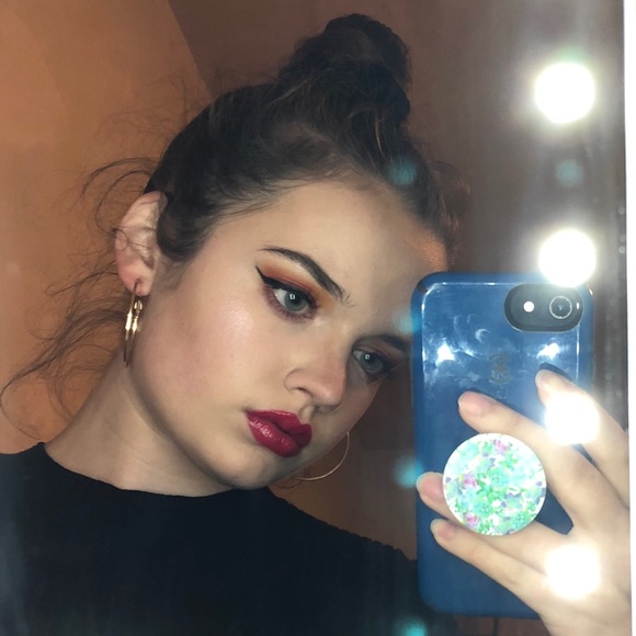Profile Picture of Eliza Ference (@eliza_ference) on Poshmark
