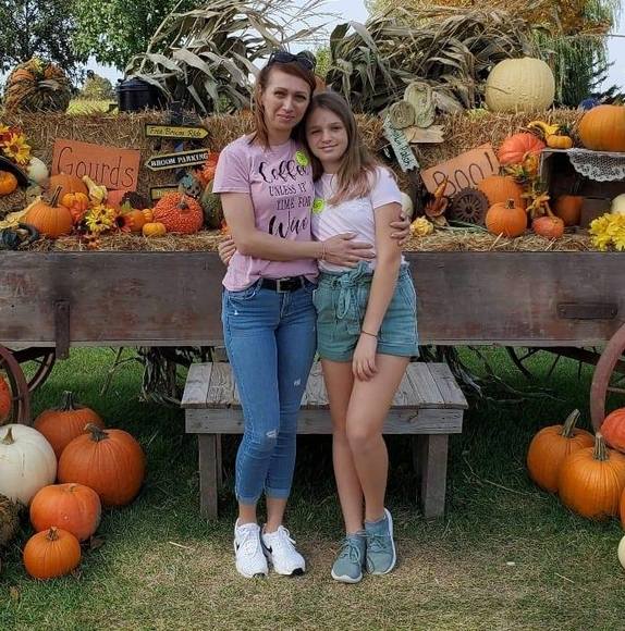 Profile Picture of Viktoriya Samoylova (@viktoriya_s) on Poshmark