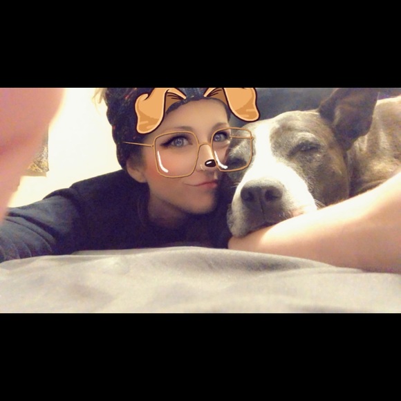 Profile Picture of Jacqueline Saskiw (@jsask) on Poshmark