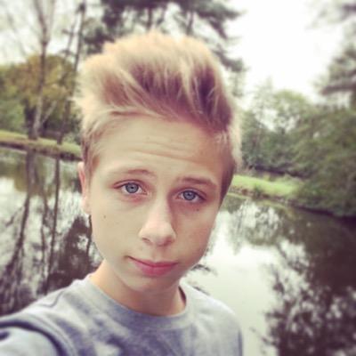 Profile Picture of Kim Witkowski (@_kimdennis_) on Twitter