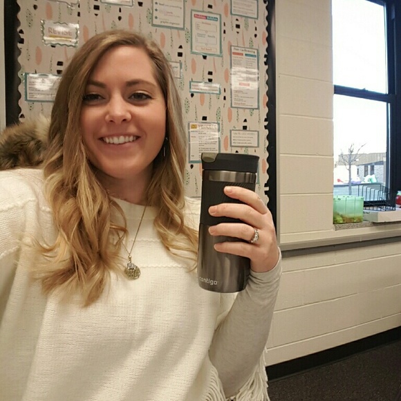 Profile Picture of Leah Sacker (@lsacker) on Poshmark