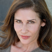 Profile Picture of Stephanie Garner Actor (@swan722) on Youtube