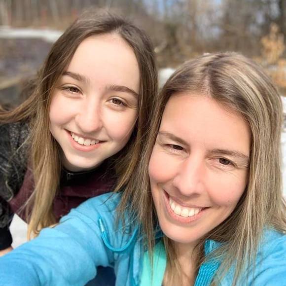 Profile Picture of Stephanie Charron (@fannymayrand) on Poshmark