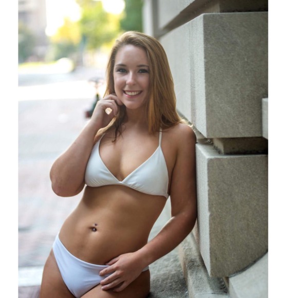 Profile Picture of Megan Balkus (@mbalk001) on Poshmark