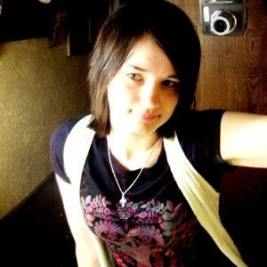 Profile Picture of Taryn Haney (@tdh_coug10) on Myspace
