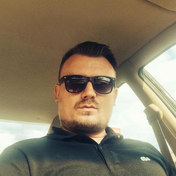 Profile Picture of Rafi Bojic (@rafiiiiiiiiii) on Poshmark