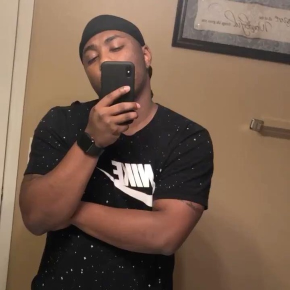 Profile Picture of Malik Patterson (@trackbaster) on Poshmark