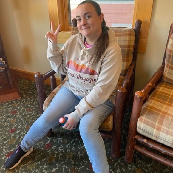 Profile Picture of Sarajane Bugg (@sbugg90) on Poshmark