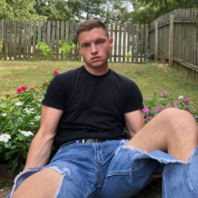 Profile Picture of Calvin (@ThomasCody5) on Twitter