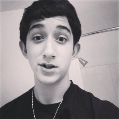 Profile Picture of Jacob Sklar (@beatlesnumber99) on Twitter