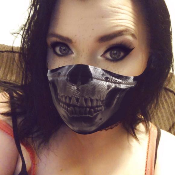 Profile Picture of Brittany Devriendt (@bdevriendt521) on Poshmark