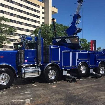 Profile Picture of Knoxville Wrecker (@gandy_ron) on Twitter