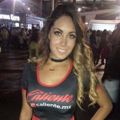 Profile Picture of Joselyn Barrera (@Barrer14Joselyn) on Twitter
