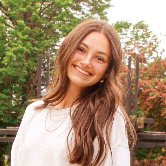 Profile Picture of Jaycee Bell (@jayceebell2) on Poshmark