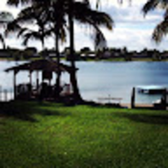 Profile Picture of Adda Bogaards (@addabogaards) on Poshmark