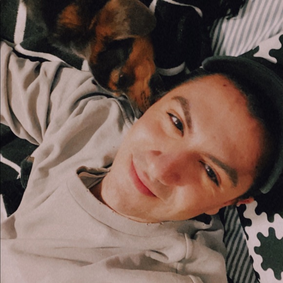 Profile Picture of Ivan Ivanov (@ivn0826) on Poshmark