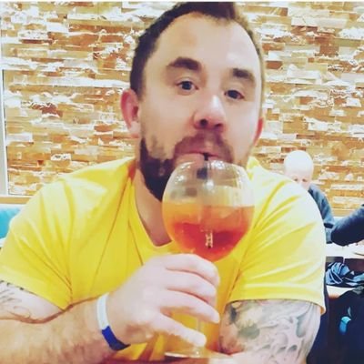 Profile Picture of Ben Batten (@Ben_2_82) on Twitter