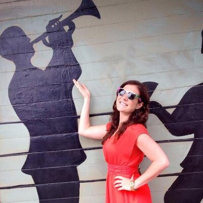 Profile Picture of Leslie Cunningham (@leslielovesnola) on Twitter