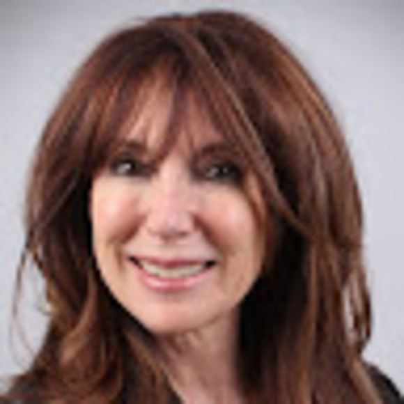 Profile Picture of Diane Deangelis (@dianedeangelis) on Poshmark