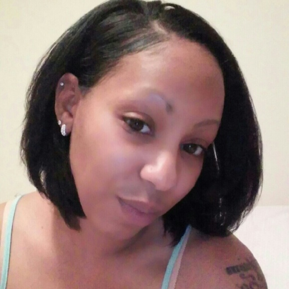 Profile Picture of Aja Mcbayne (@kibiani) on Poshmark